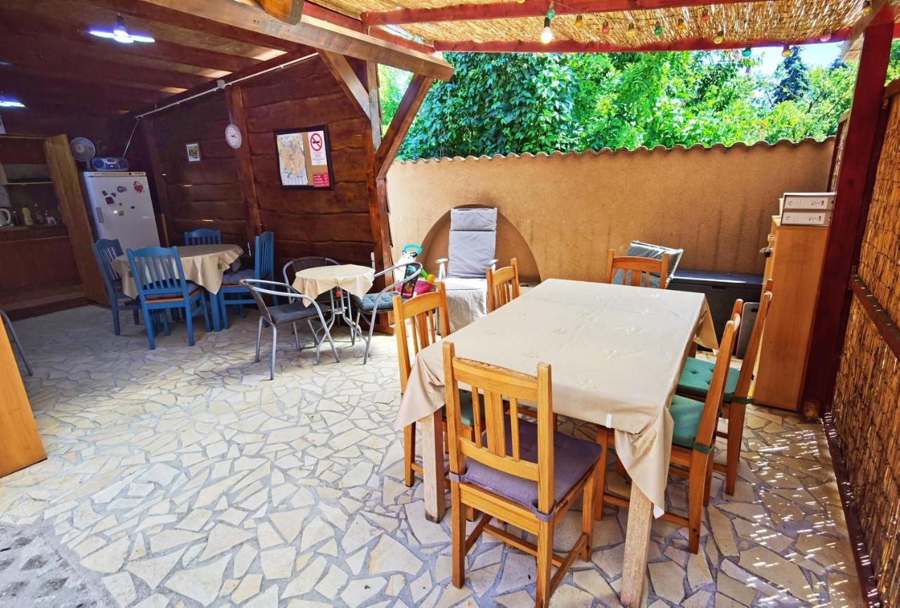 Family Vendeghaz Hotel Hajdúszoboszló Kültér fotó